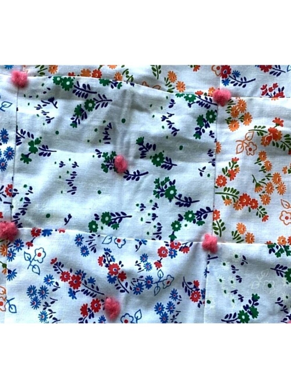 Handmade Tied Small Floral Pattern Patchwork Crib/Lap  Quilt 34" x 46" - Picture 3 of 5